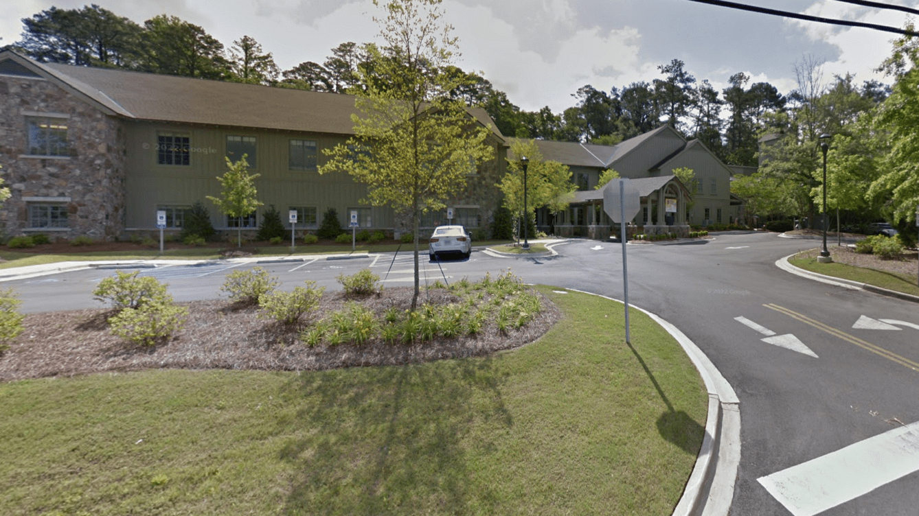 Al menos un muerto y dos heridos en un tiroteo en una iglesia de Alabama (EEUU)