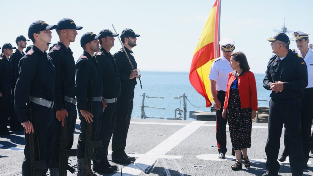 Margarita Robles también descarta que España participe en la nueva misión de la UE en el Mar Rojo