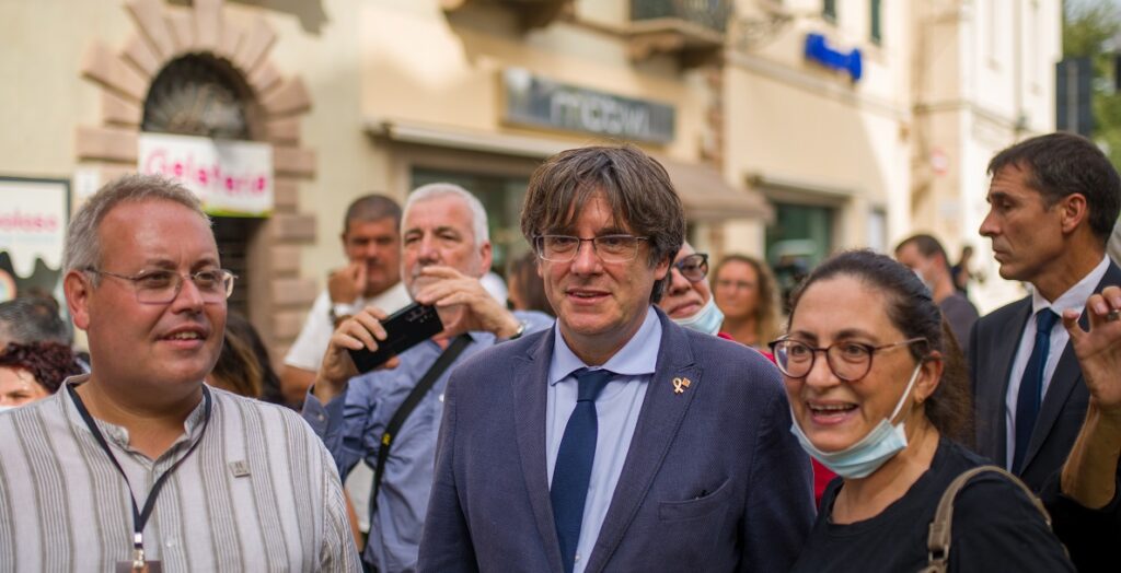 Jueces catalanes aseguran que el final de la sedición permitirá a Puigdemont 