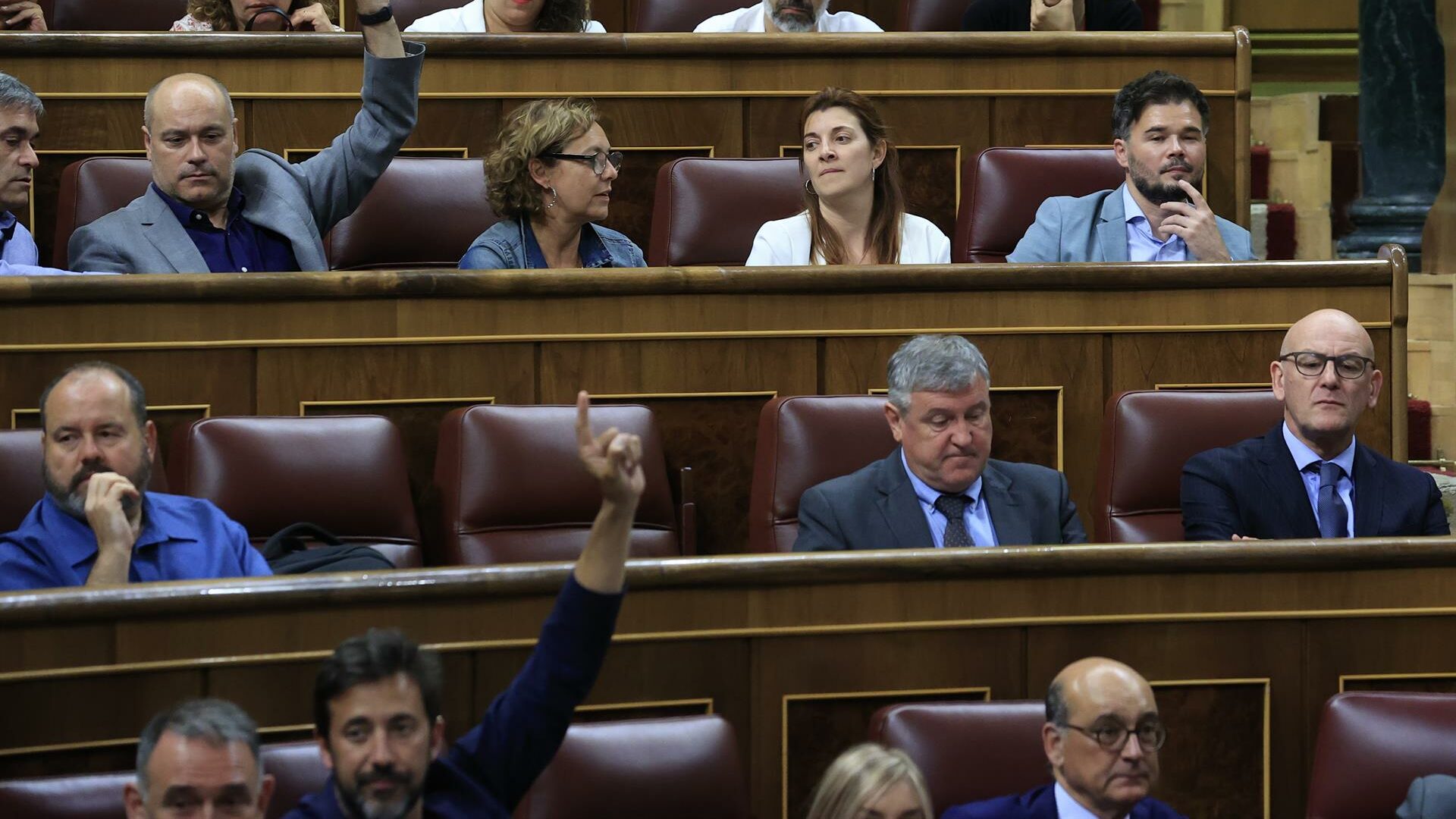 La ley del PSOE para abolir la prostitución se abre camino con apoyo del PP
