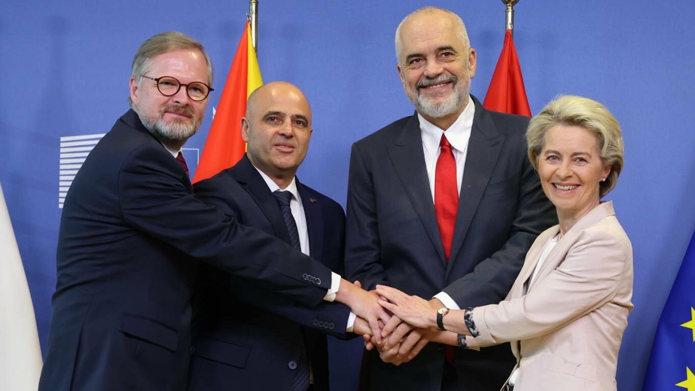UE negociaciones adhesión Albania y Macedonia del Norte
