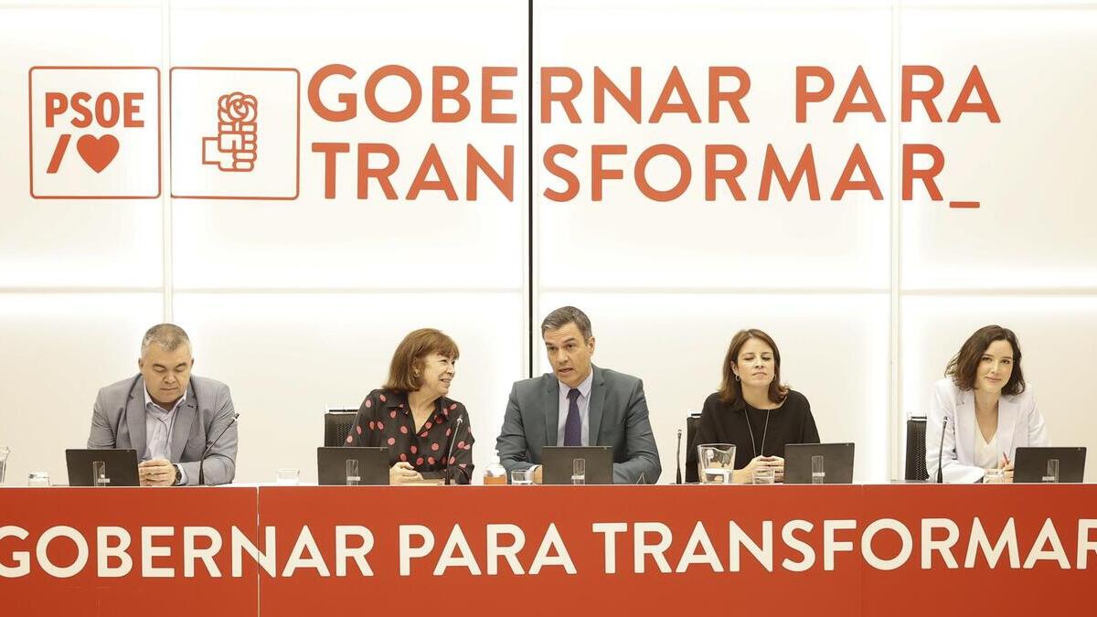 Reunión de la Comisión Ejecutiva Federal del PSOE, presidida por Pedro Sánchez, este lunes en Ferraz.