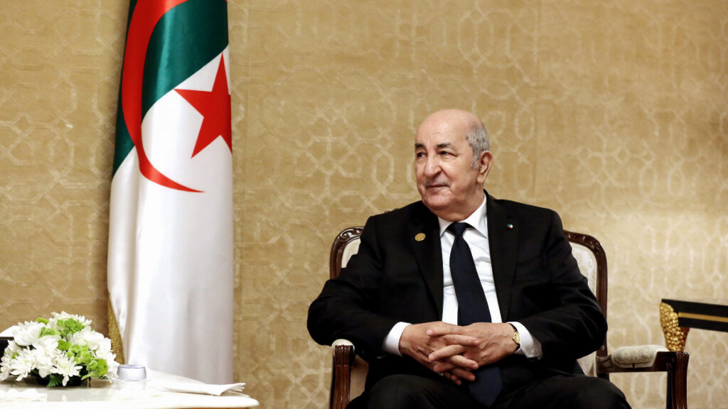 Argelia desautoriza a su patronal bancaria y mantiene el veto comercial a España
