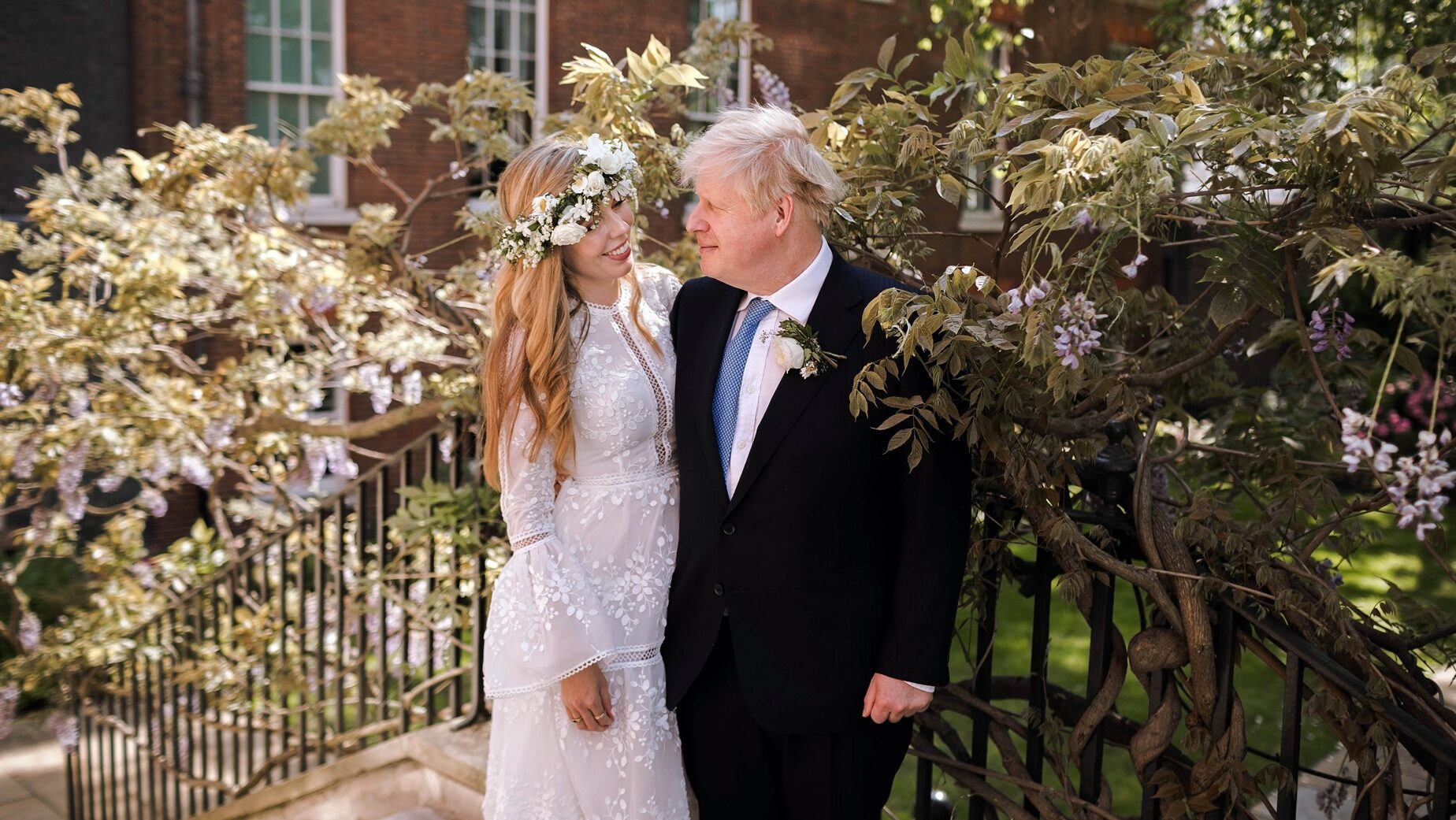 Boris Johnson planeaba casarse en julio en la residencia campestre de los primeros ministros