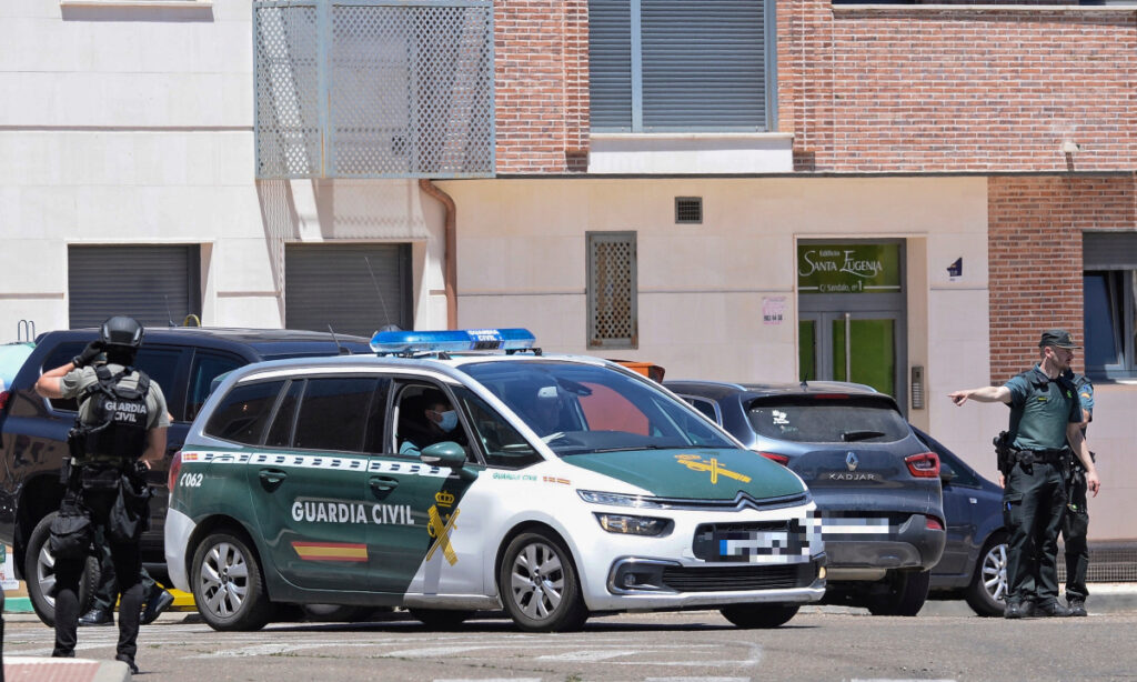 El guardia civil herido por el atrincherado de Santovenia sigue 