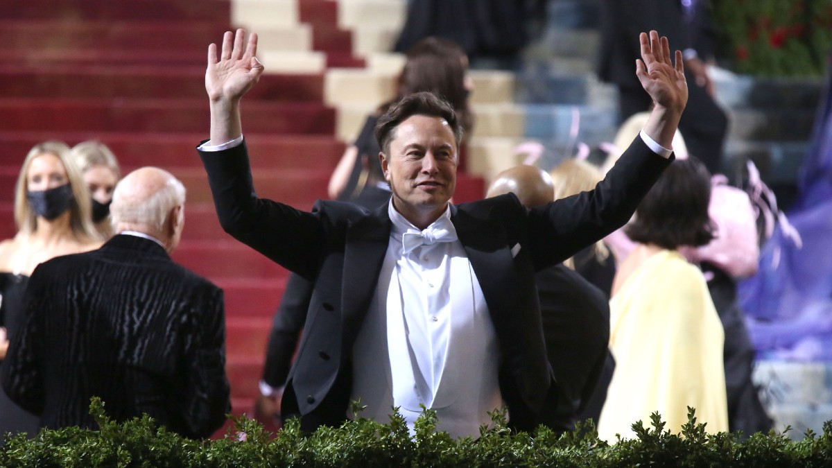 Elon Musk pide retrasar el juicio contra Twitter a febrero de 2023
