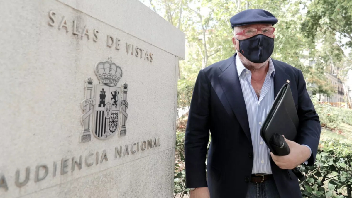 La Audiencia da un respiro a Villarejo y suspende el juicio para que estudie sus agendas