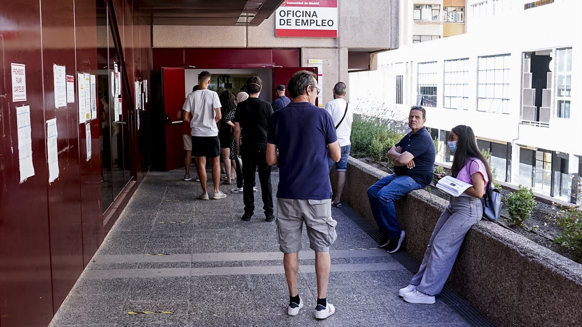 Moler Presunto canción Julio 'negro': España destruye 7.366 empleos por primera vez desde que hay  registros