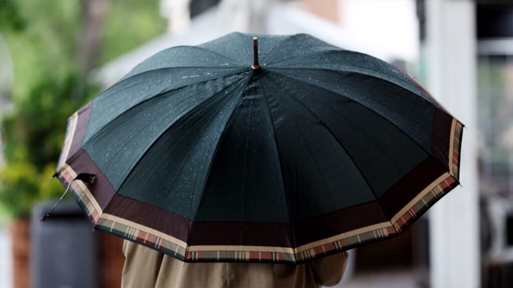 El tiempo hoy Aemet: alerta en nueve comunidades por tormentas, lluvia, calor y mala mar este jueves