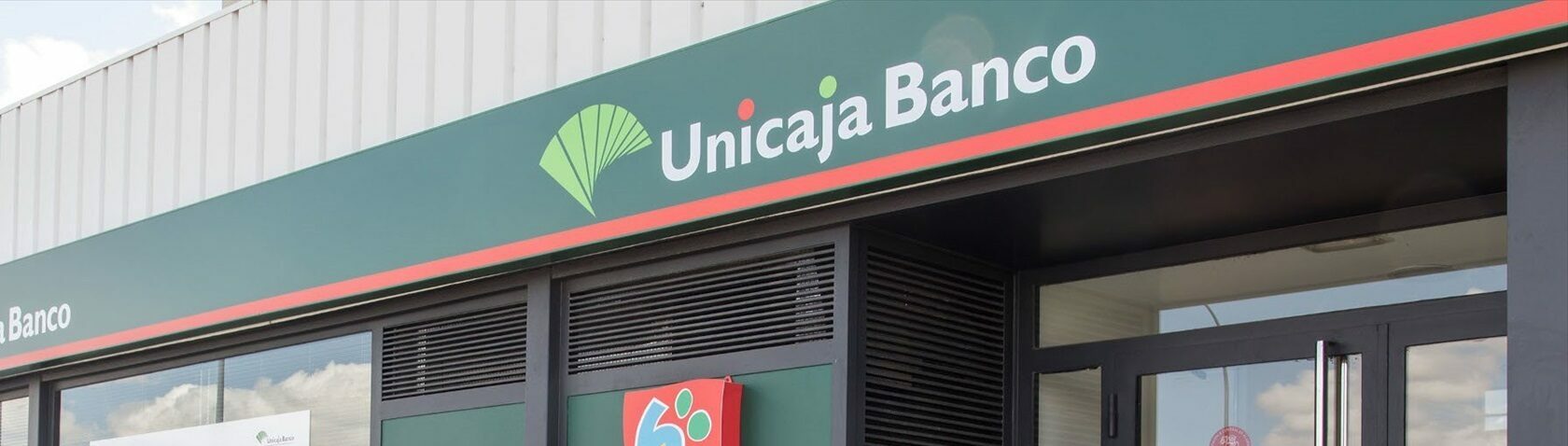 Unicaja Banco ganó 165 millones en el primer semestre, un 62% más