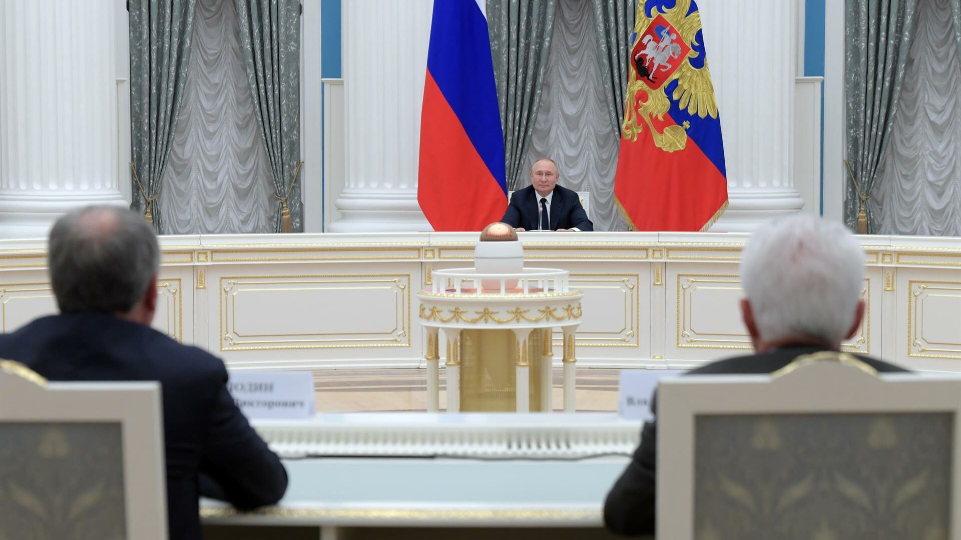 Última hora de la guerra en Ucrania, en directo: Putin amenaza con que Rusia aún no ha iniciado "nada serio"
