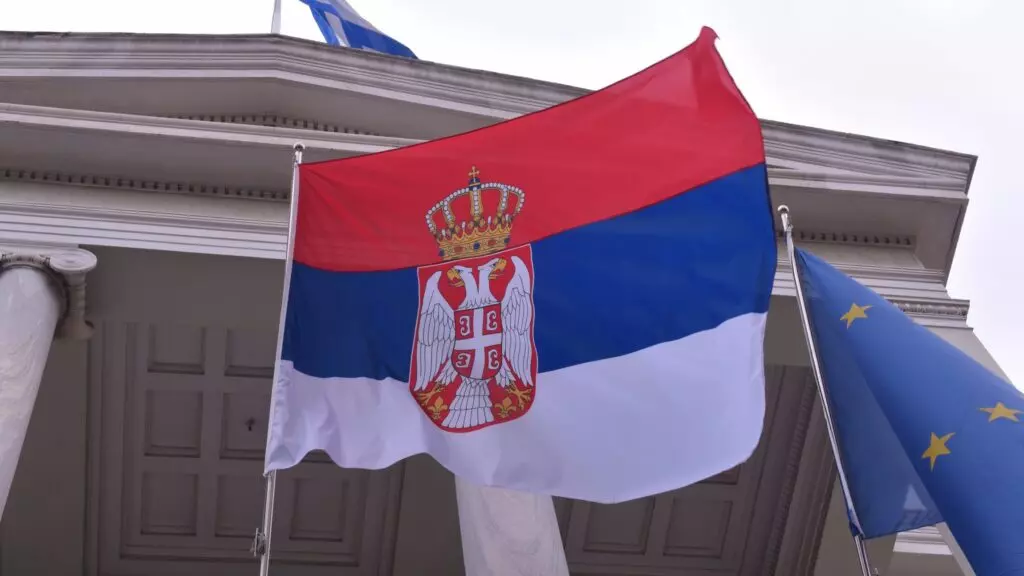 Serbia confiesa que el domingo estuvo a punto de invadir Kosovo