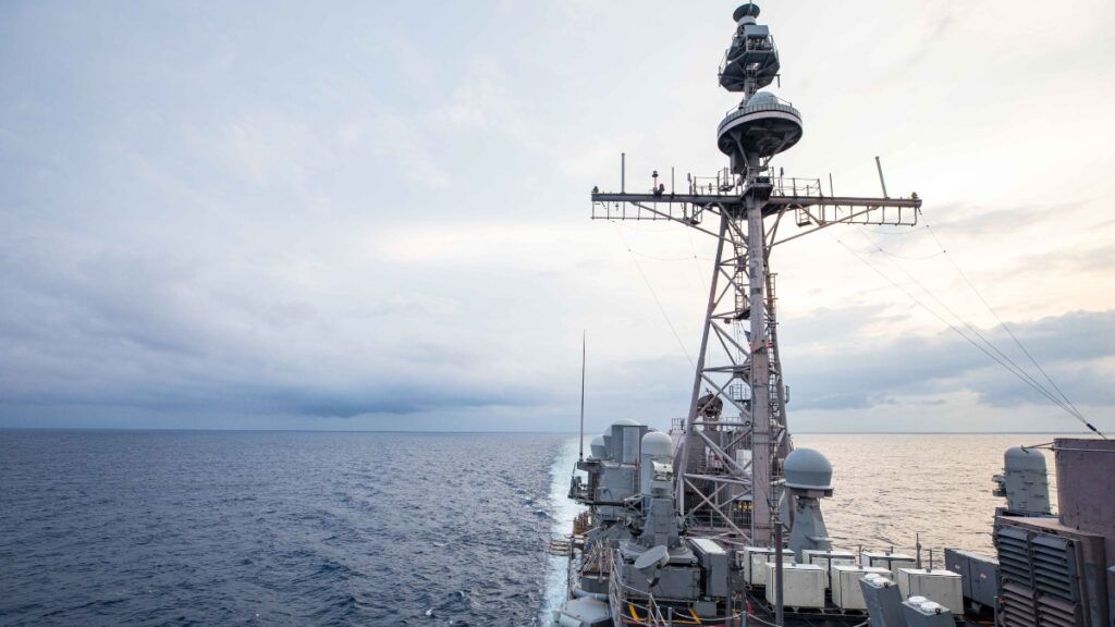 Dos buques de EEUU atraviesan el Estrecho de Taiwán en medio de las tensiones con China