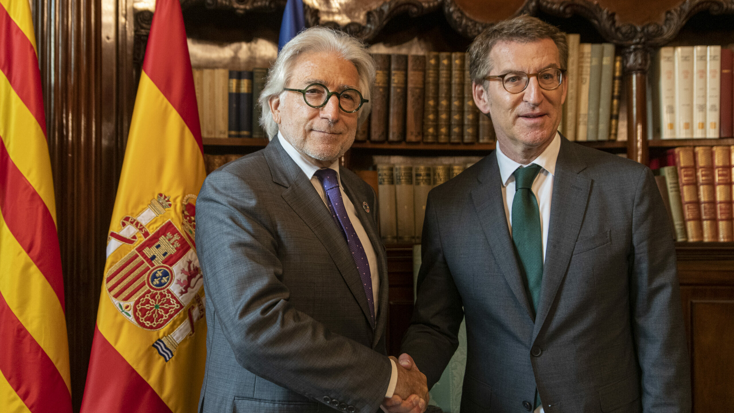 El jefe de la patronal Foment de Treball, Josep Sánchez Libre, con el presidente del Partido Popular, Alberto Núñez Feijóo