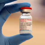 Moderna denuncia a Pfizer y BioNtech por "infringir" su patente de la vacuna de la covid