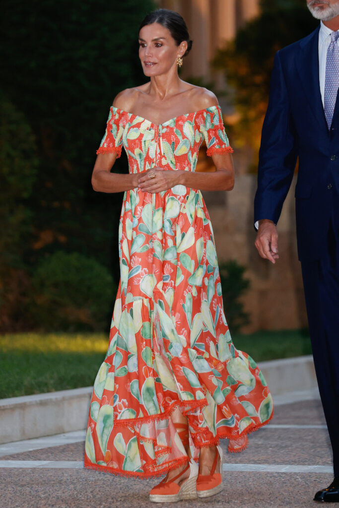 Los ocho mejores outfits para salir de noche este verano: La reina Letizia