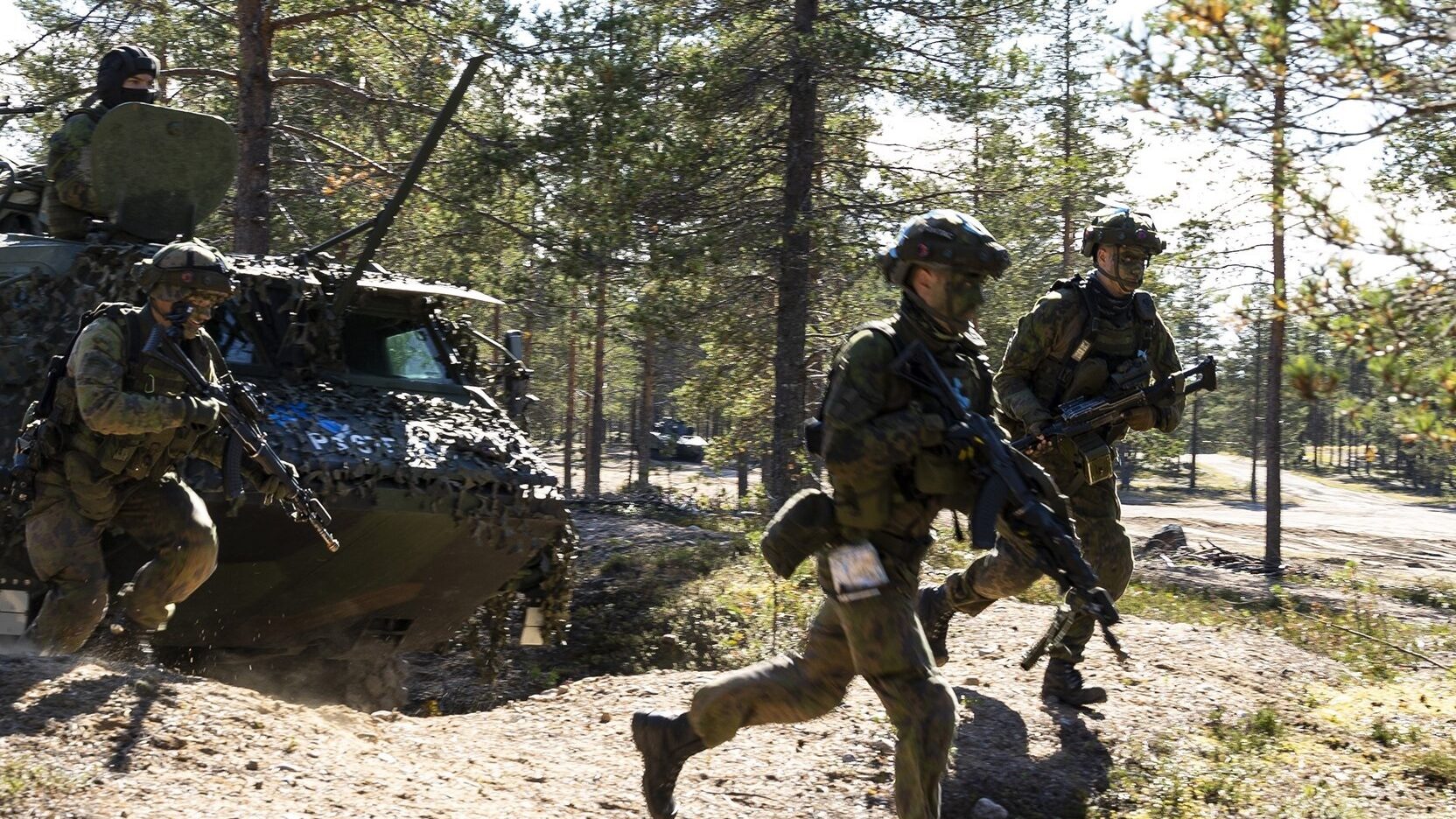 El Ejército británico entrena con las Fuerzas Armadas de Suecia y Finlandia