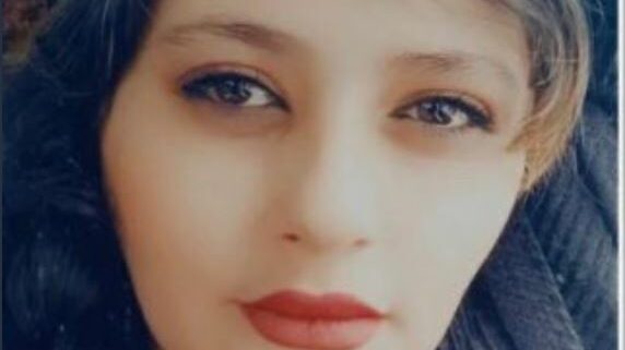 Muere una joven iraní que fue detenida 