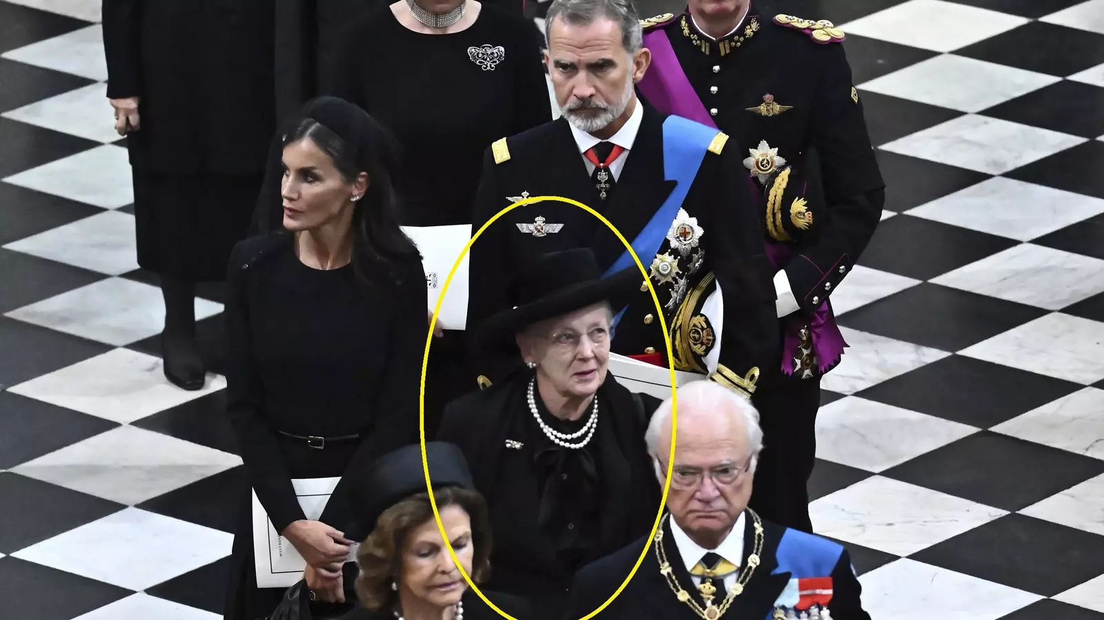 La reina de Dinamarca diagnosticada con covid tras el funeral de Isabel II