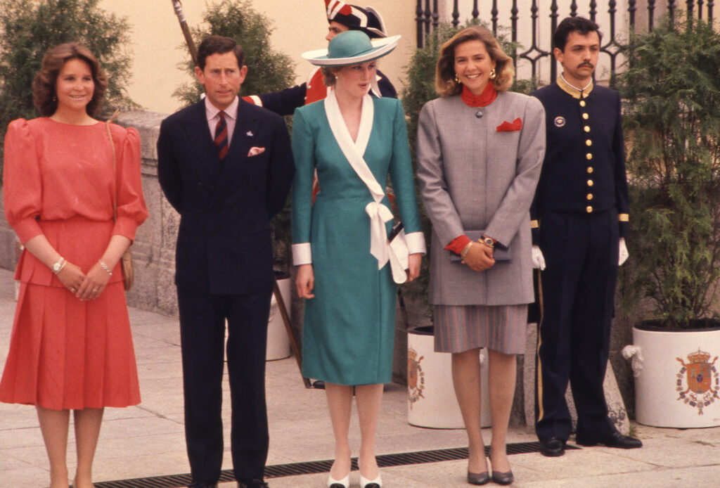 Las infantas Cristina y Elena, con Diana de Gales y Carlos de Inglaterra en Madrid en 1980