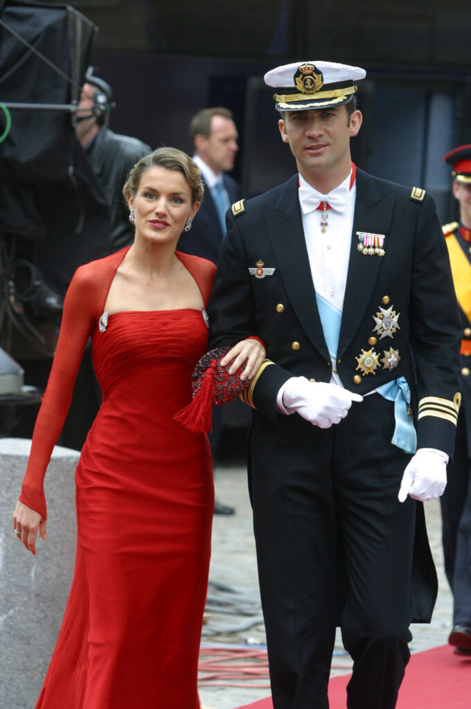 Letizia Ortiz y el príncipe Felipe en la boda de Federico de Dinamarca y Mary Donaldson en 2004