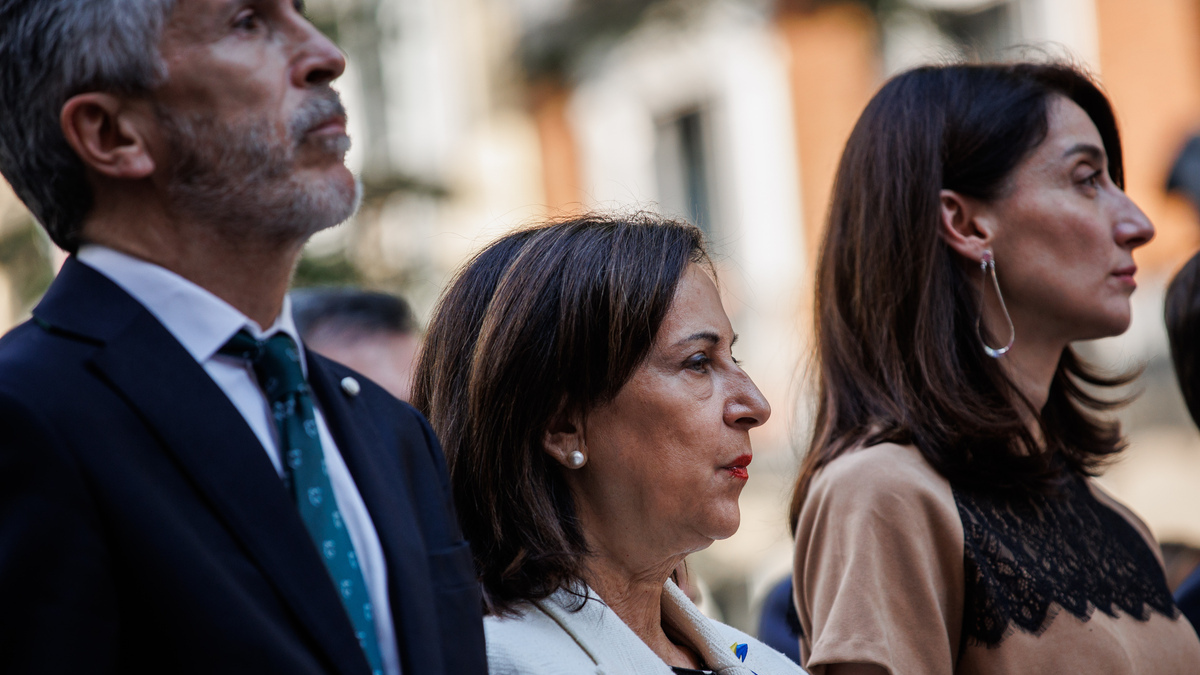 (I-D) El ministro de Interior, Fernando Grande-Marlaska; la ministra de Defensa, Margarita Robles, y la ministra de Justicia, Pilar Llop, el pasado 9 de mayo en Madrid.