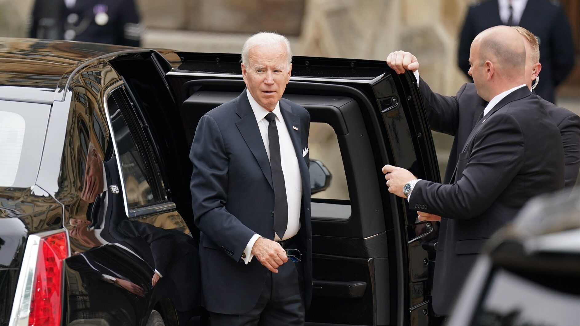 Joe Biden llega a la abadía de Westminster