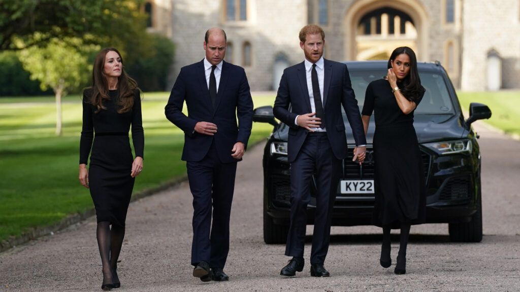 El príncipe Enrique reaparece junto a Guillermo en Windsor tras más de un año distanciados