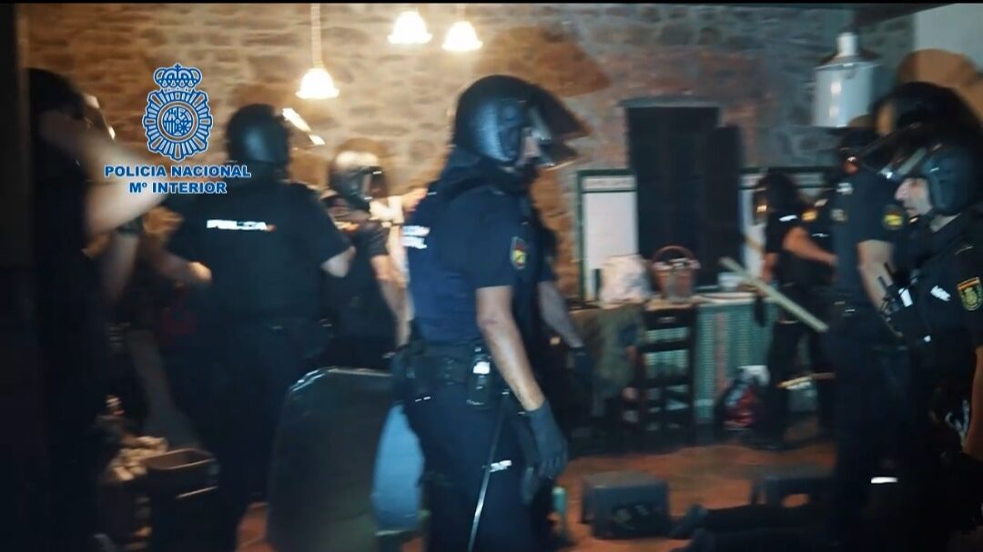 La operación policial en la que se detuvo a los integrantes del grupo neochamánico que organizaba ceremonias con sustancias psicotrópicas