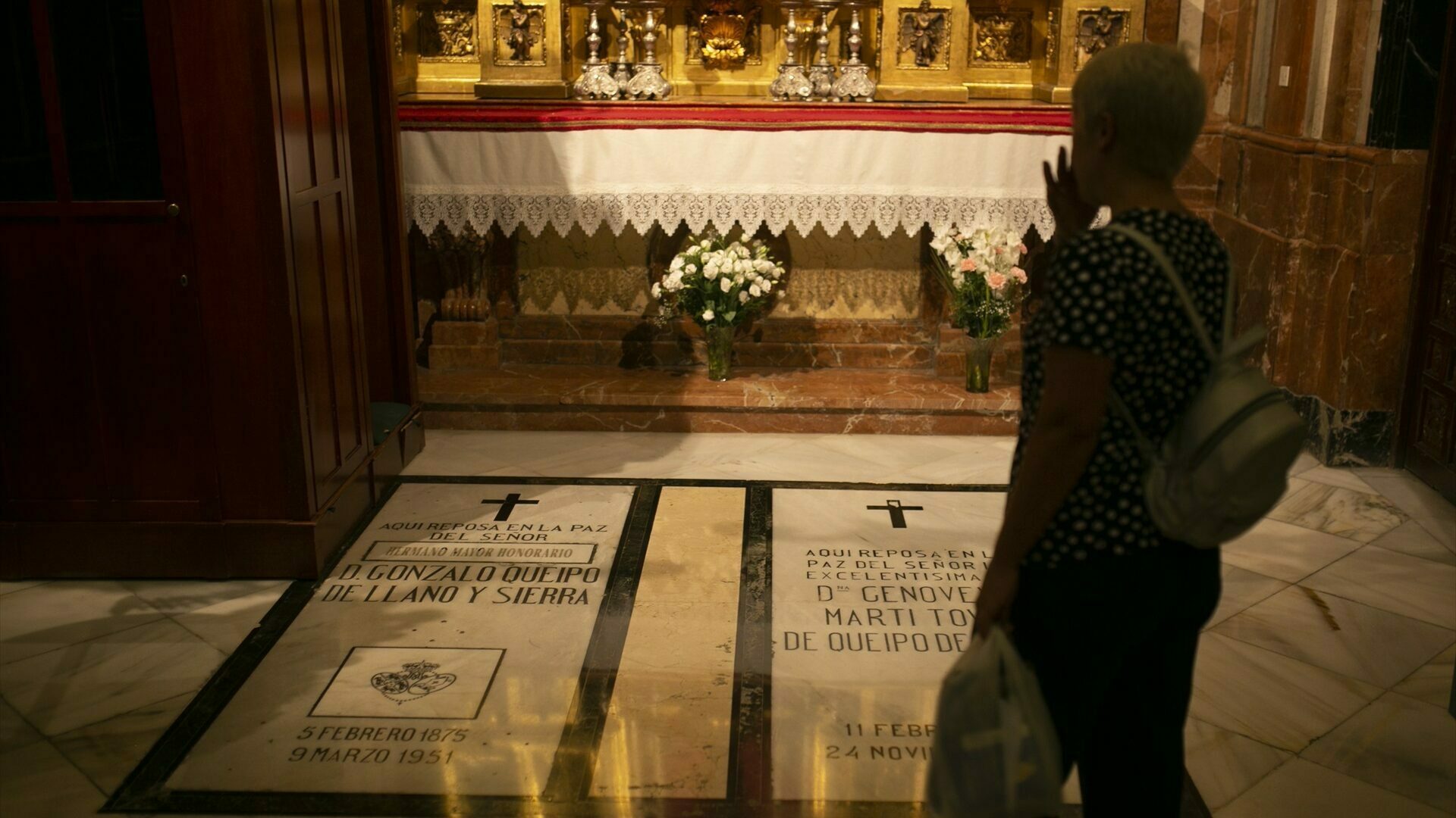 La tumba del general franquista Gonzalo Queipo de Llano en la Basílica de la Macarena. María José López / Europa Press.