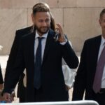 Neymar se somete a un interrogatorio durante su juicio por el fichaje para el Barça