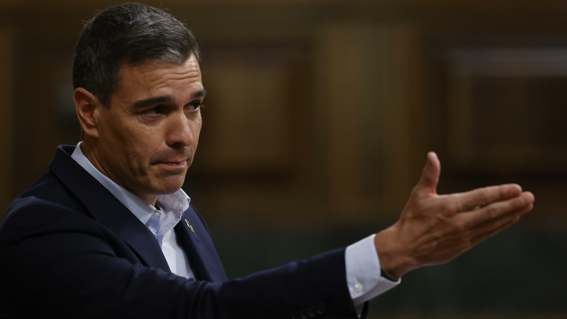 Sánchez riega con 380 millones a las tres provincias donde disputa escaños clave al PP
