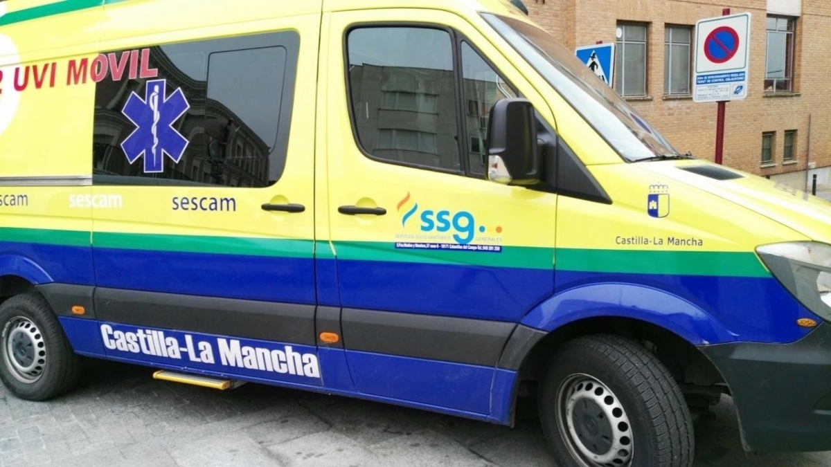 Una ambulancia de Castilla-La Mancha