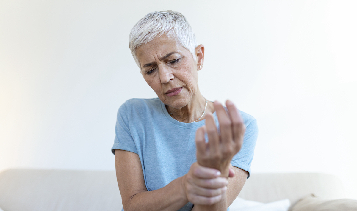 Cómo afrontar la artrosis, una enfermedad frecuente entre los españoles a partir de los 50