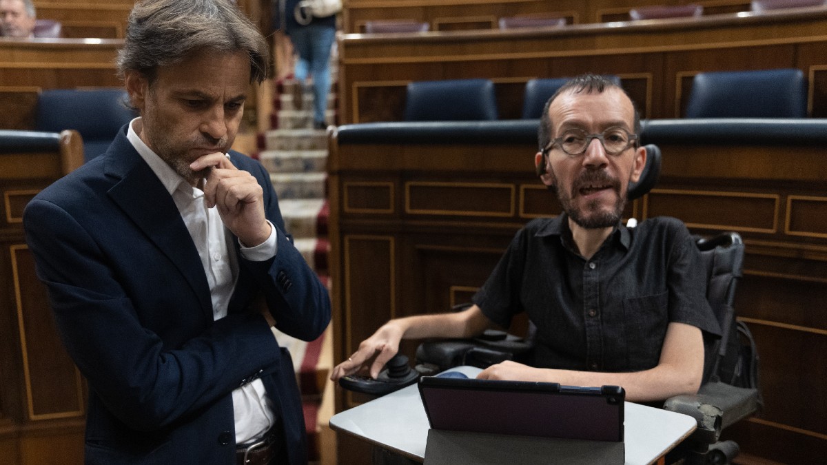 Podemos presiona al PSOE para que asuma que Fejóo es el "hombre de paja" de Ayuso en la reforma del CGPJ