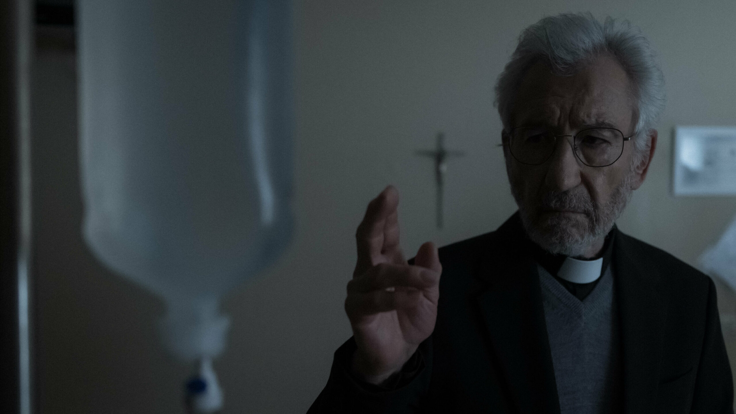 José Sacristán en la película '13 exorcismos'