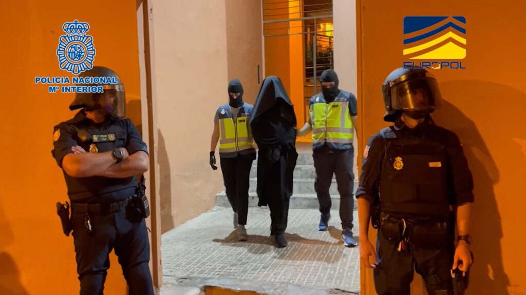 La Policía detiene a dos yihadistas en Almería que estaban dispuestos a atentar