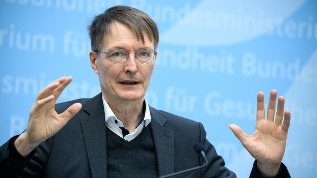 Detenida una jubilada alemana por planear el secuestro del ministro de Sanidad