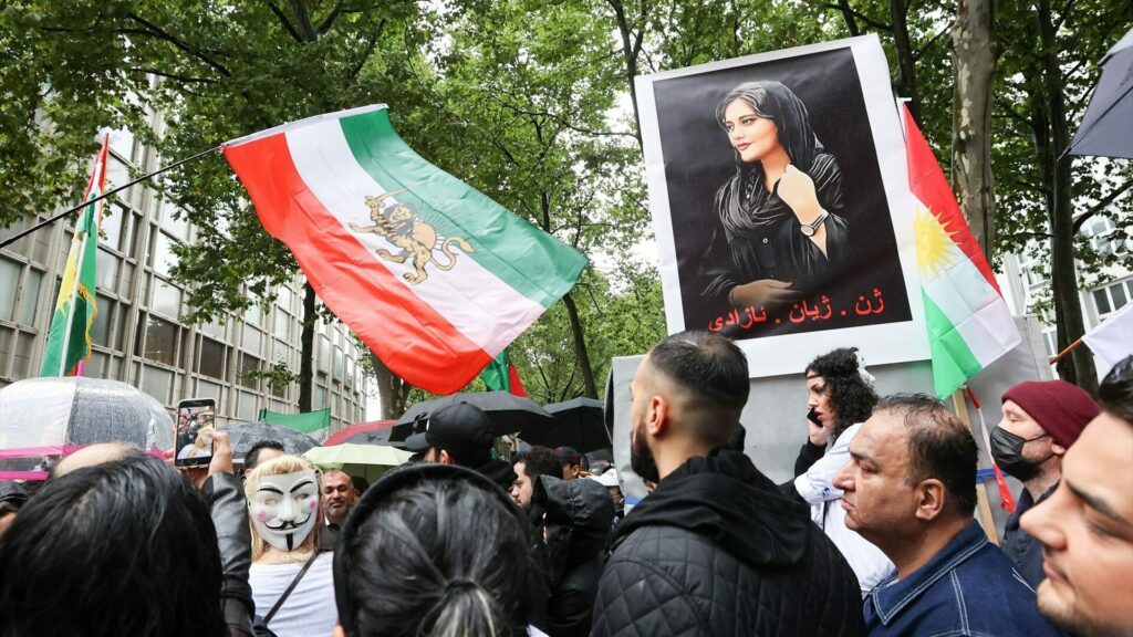 Condenada a tres años de cárcel la sobrina de Jamenei, líder supremo de Irán, por apoyar las protestas