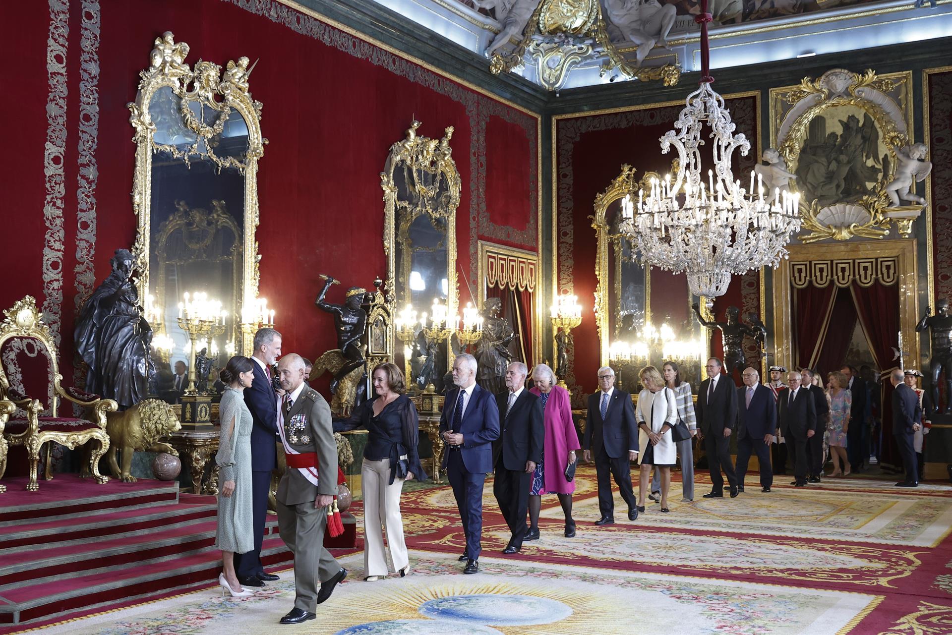 La tradicional recepción del 12 de octubre en el Palacio Real