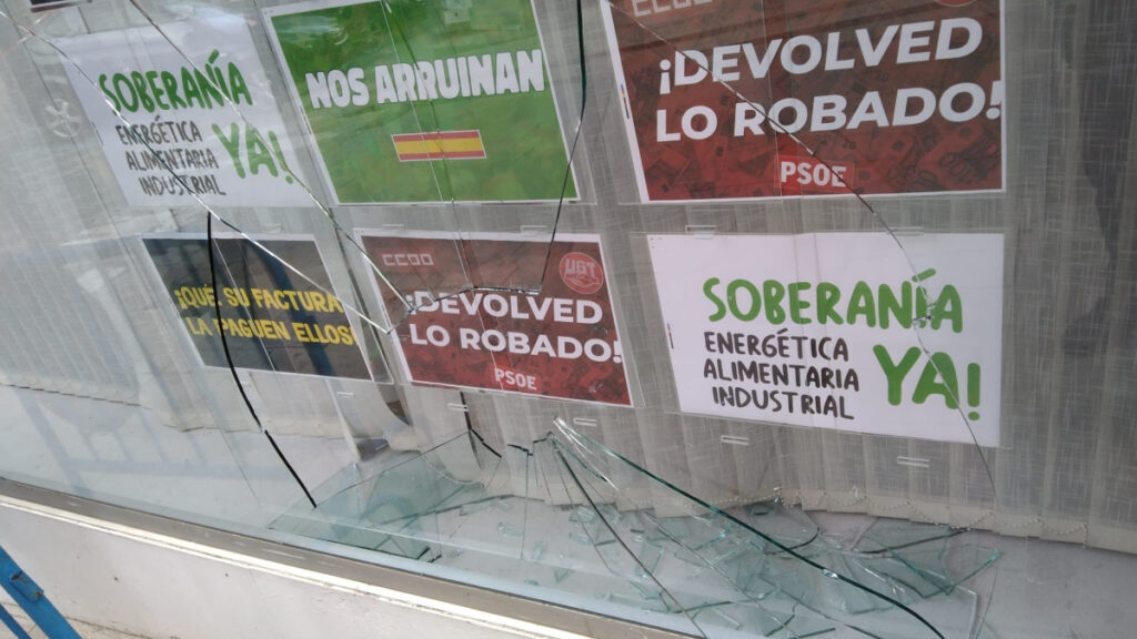 Denuncian ataques y destrozos a la sede de Vox en Zamora