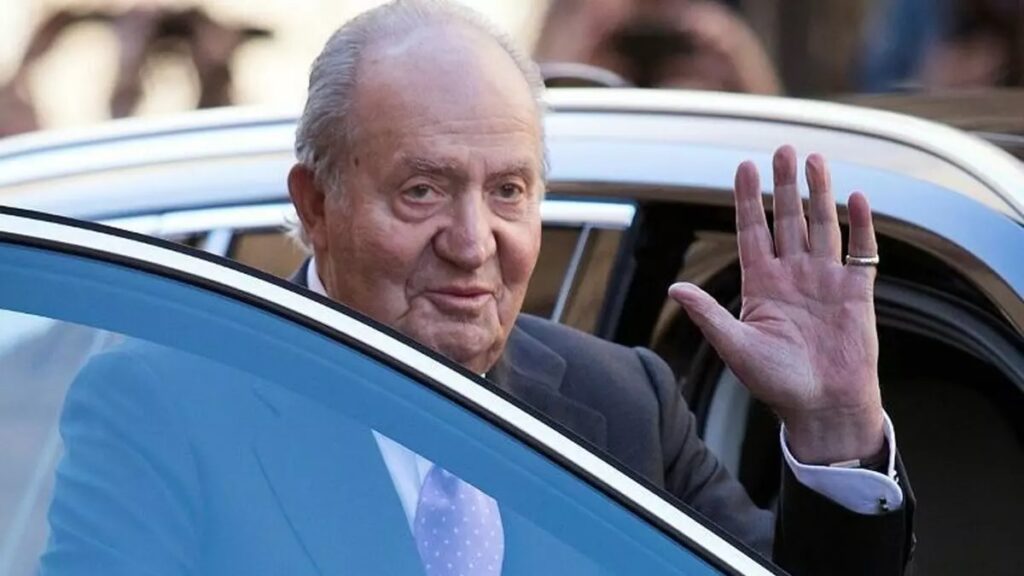 El rey Juan Carlos asistió a la boda del hijo de Francis Franco y Khali El Assir en Abu Dabi