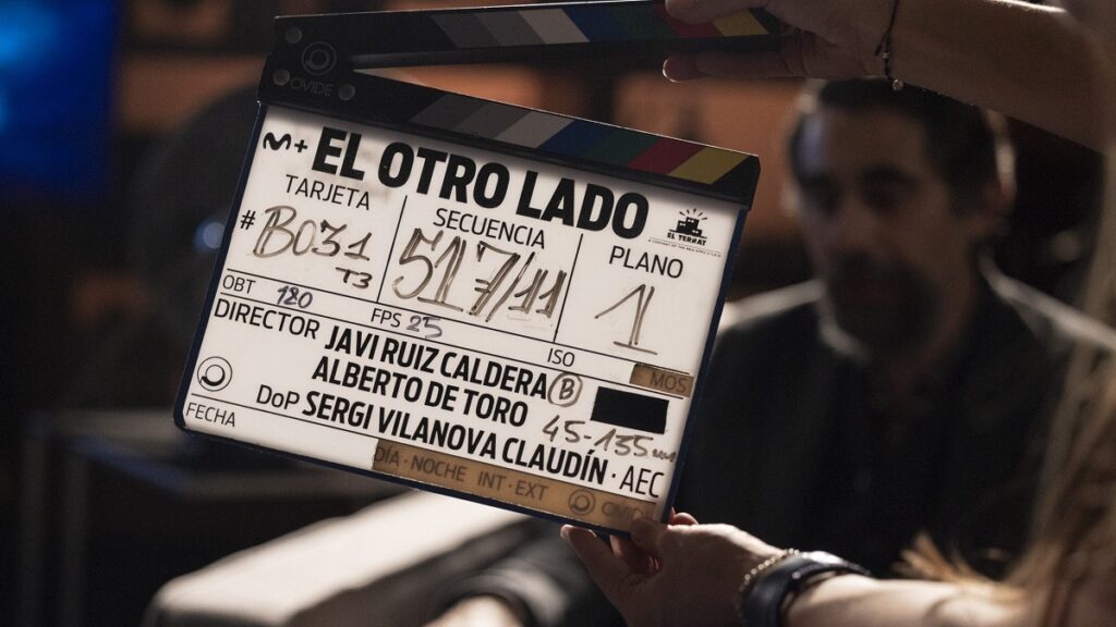 Claqueta en el rodaje de 'El otro lado', la nueva serie de Berto Romero