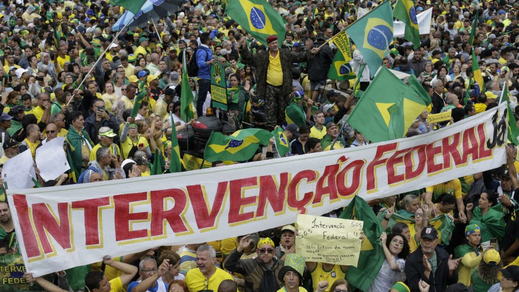 Potestas en Brasil a favor de Jair Bolsonaro y contra la victoria de Lula da Silva