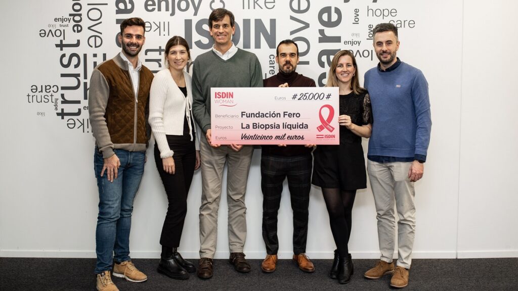 ISDIN dona 25.000 euros a la Fundación FERO con la campaña ‘Juntas contra el cáncer de mama’