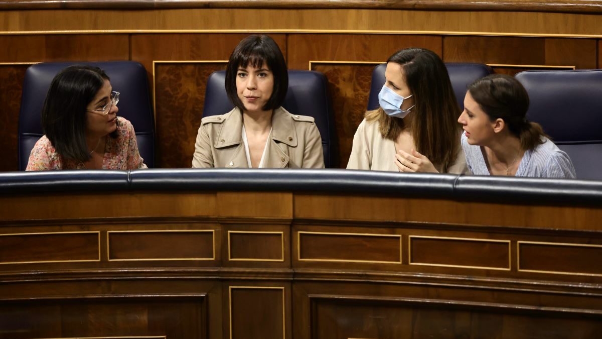 El PSOE descartó la "violencia obstétrica" en la 'ley del aborto', pero pide regularla en Canarias
