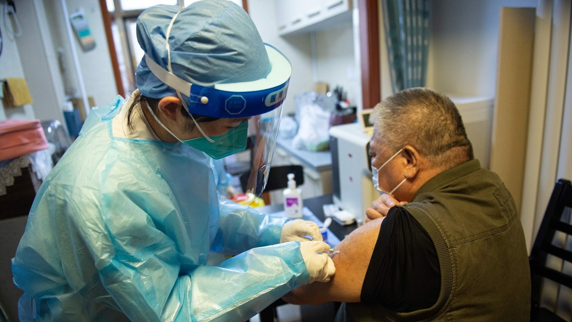 Vacunación contra el coronavirus en Pekín, China
