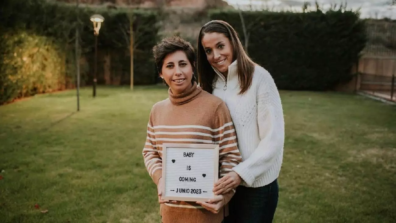 La extenista Carla Suárez será madre junto a su pareja, la futbolista Olga García