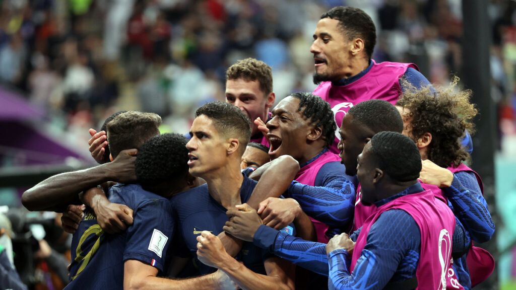 Francia, a semifinales: vence a una Inglaterra que erró un penalti clave (2-1)