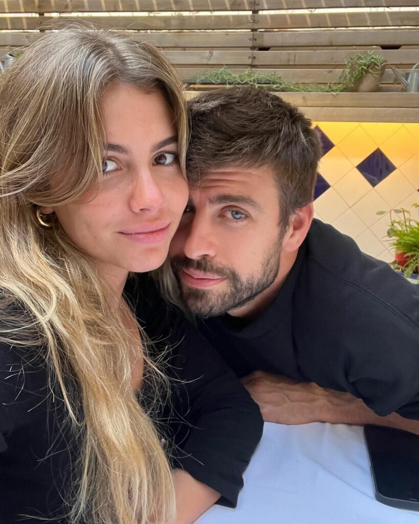Clara Chía Martí y Gerard Piqué posan juntos por primera vez en redes sociales